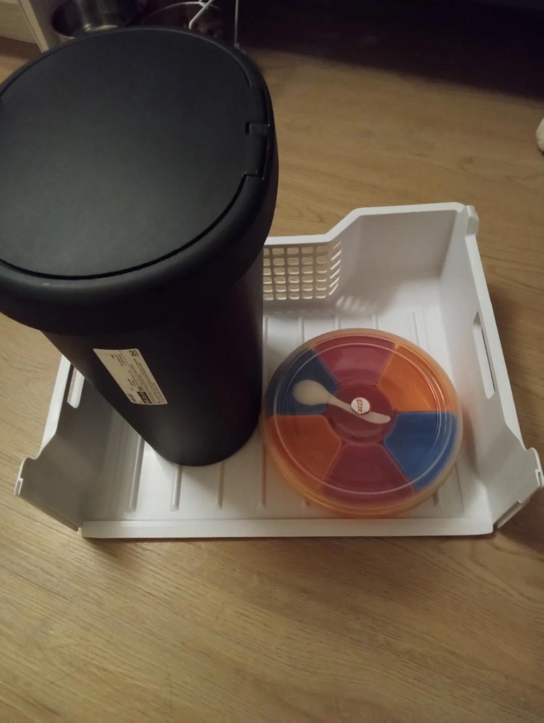 New kitchen trash, can divided, organizer tray $20.