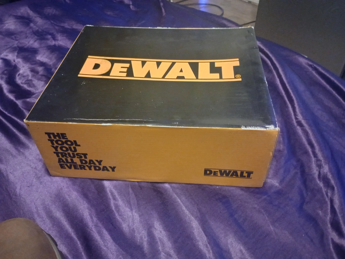 DeWalt "The Tool You Trust" Halogen Safety Toe Boots - photo 2