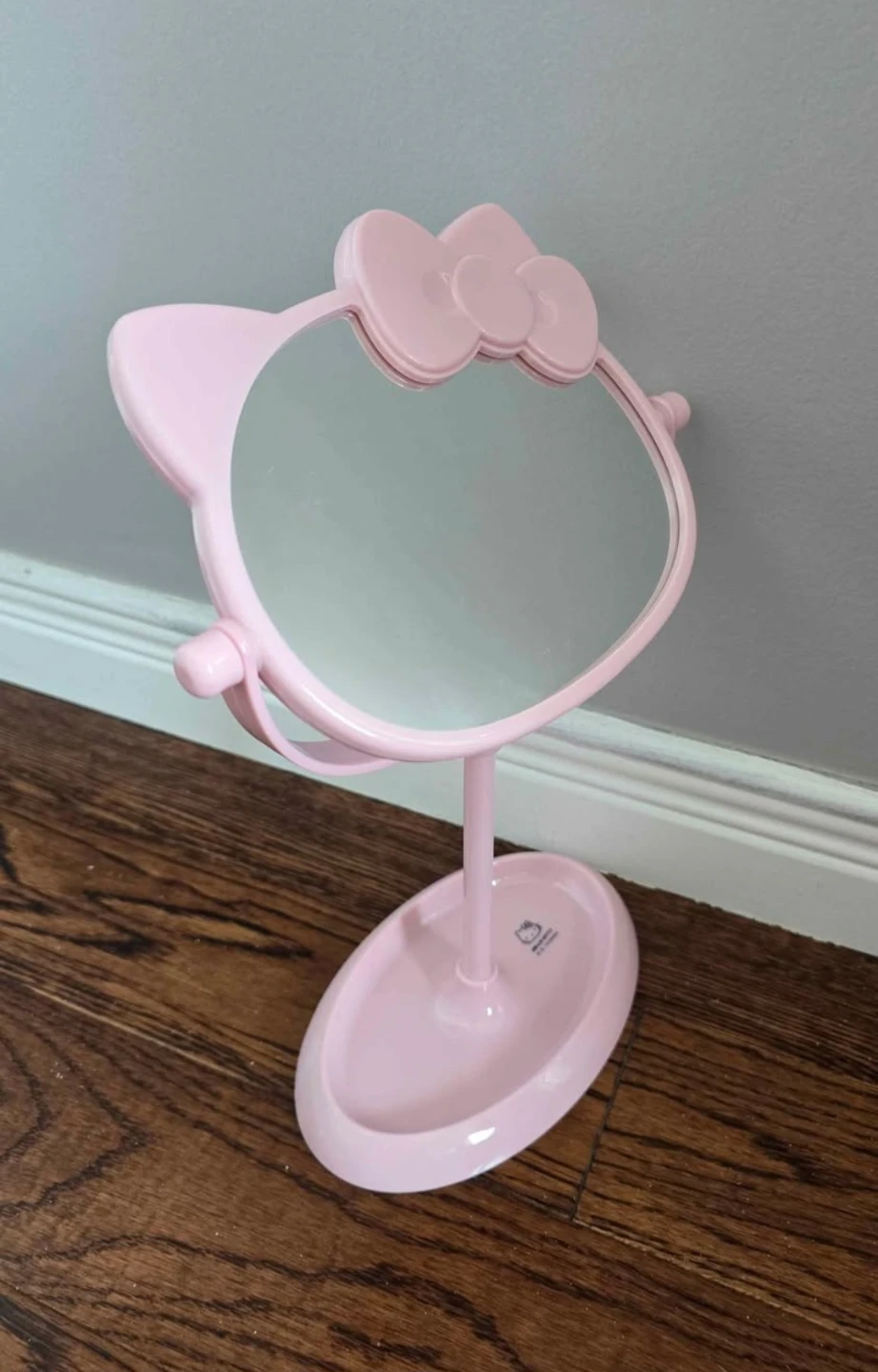 Pink Hello Kitty Standing Makeup Mirror