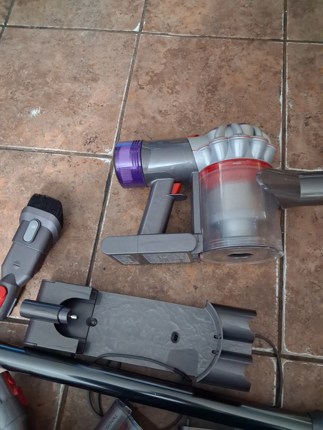 Dyson Cordless Vacuum Cleaner - photo 3