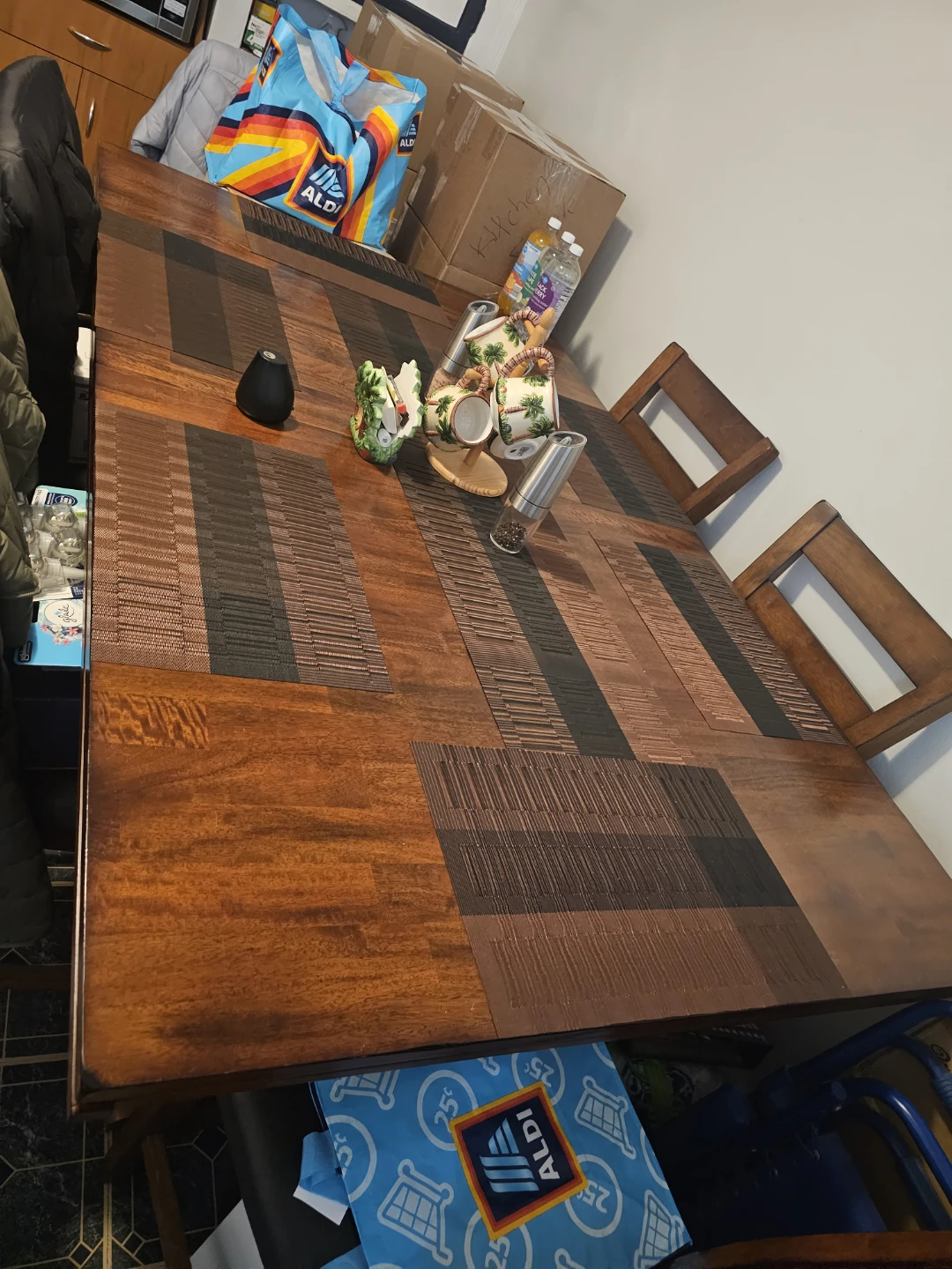 Pub style table and chairs - photo 2