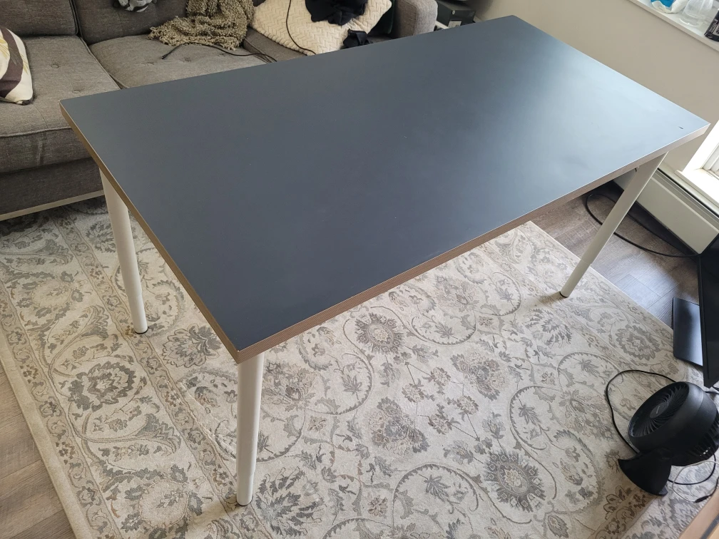 A large table - photo 3