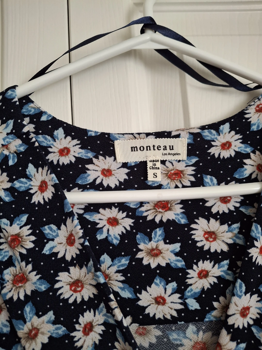 Monteau Floral Dress Size S - photo 2