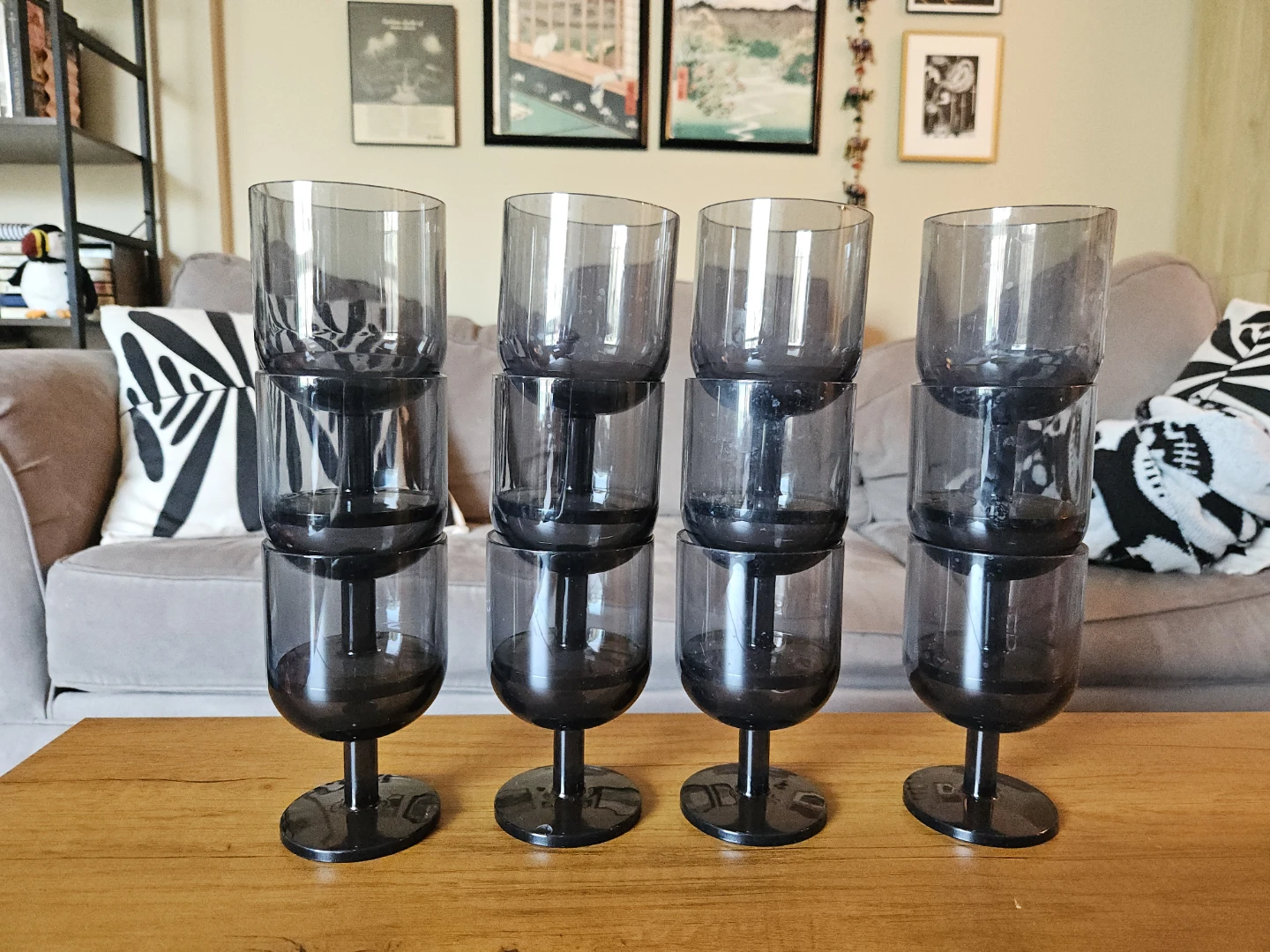 Set of 12 Acrylic Wine Glasses - photo 2
