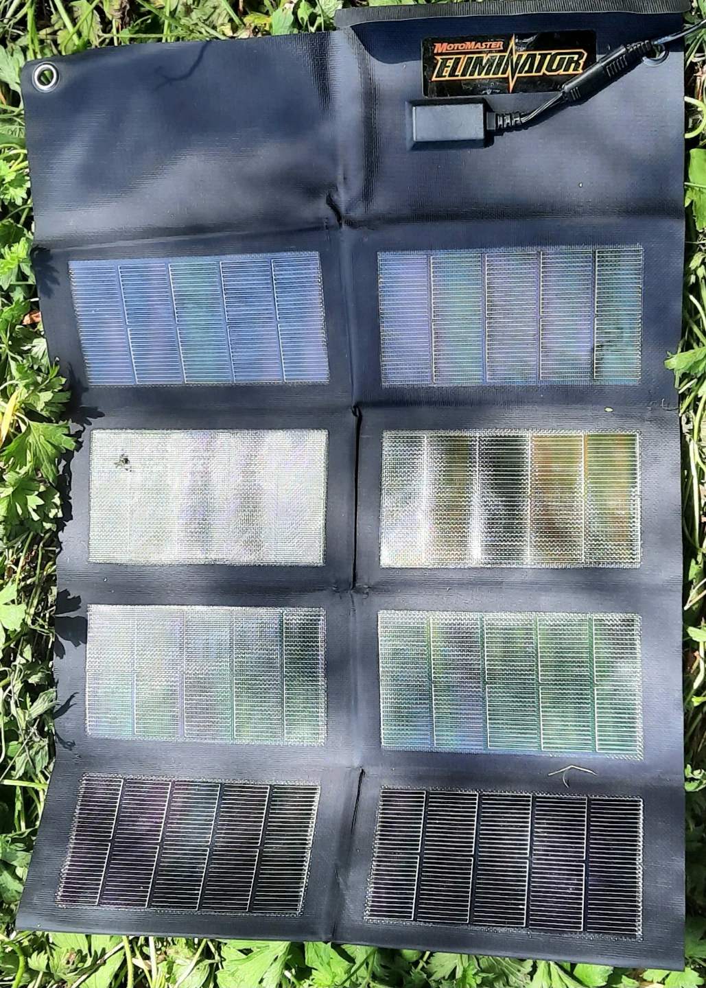 Motomaster Eliminator Solar Panel Charger - photo 2