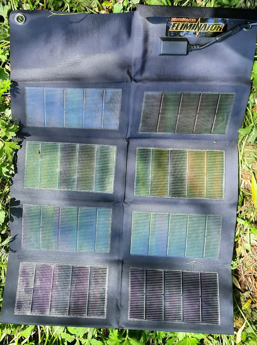 Motomaster Eliminator Solar Panel Charger - photo 3