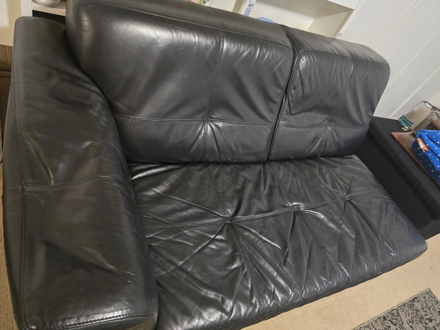 Black Leather Loveseat - photo 2