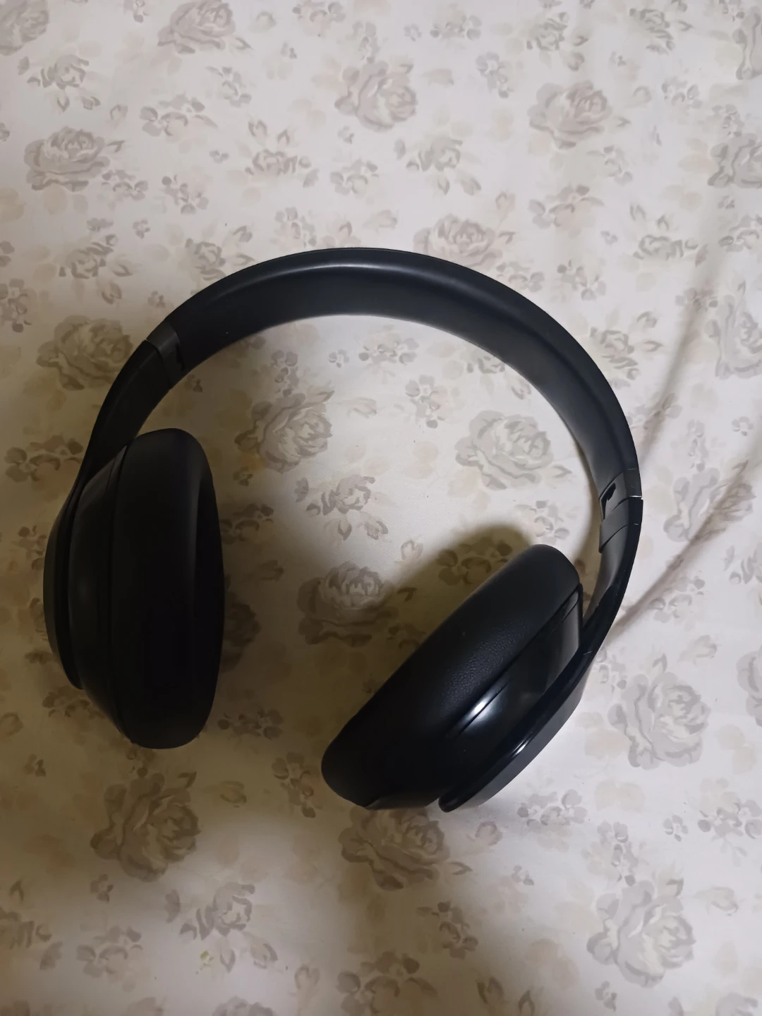 Beats Studio Wireless Headphones - photo 3