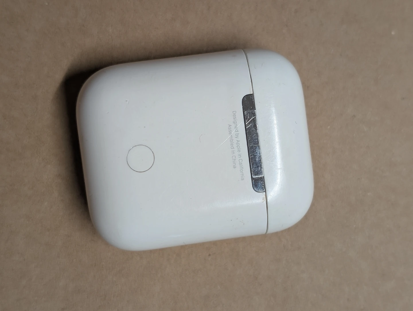 Apple AirPods with Charging Case