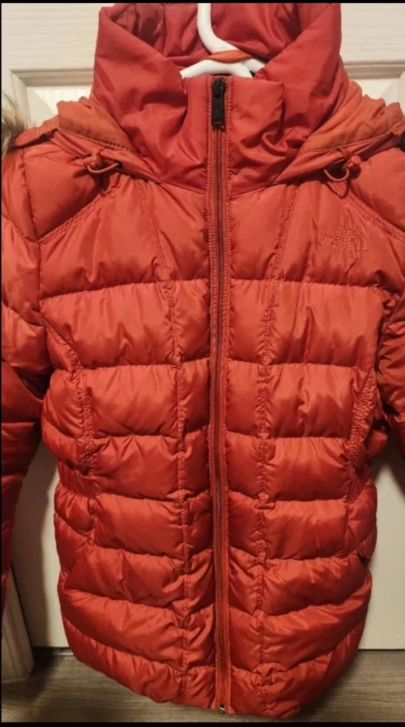 The North Face Puffer Jacket - Women's