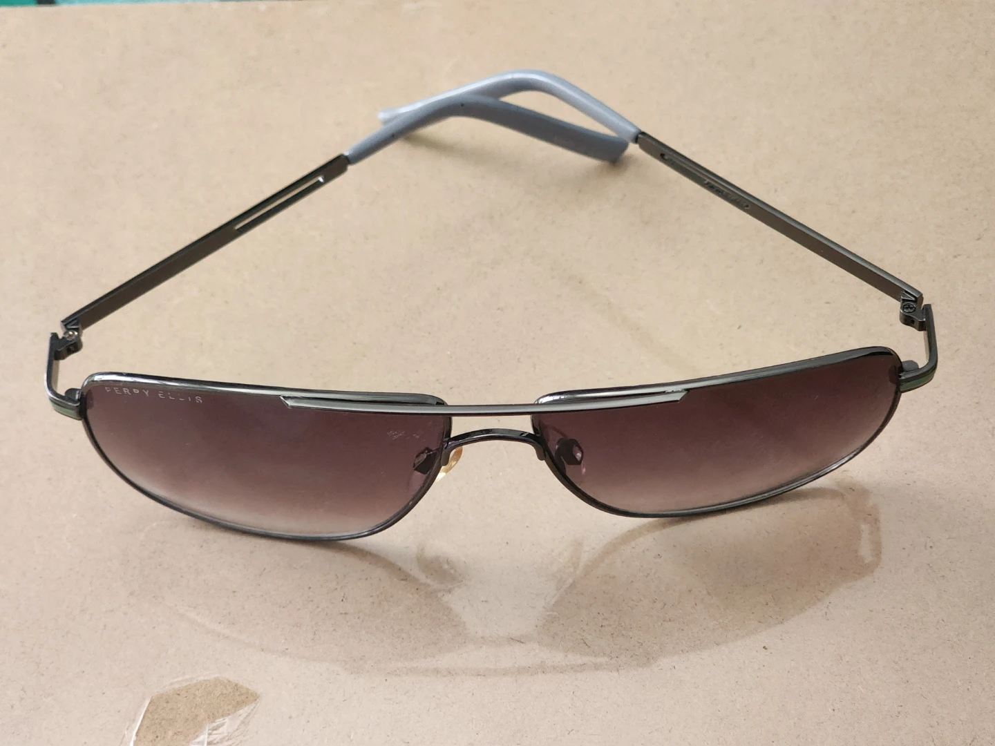Perry Ellis Aviator Sunglasses - photo 2