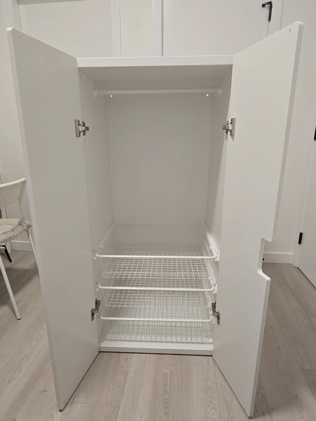 White Storage Cabinet with Hanging Rod and Baskets - photo 3