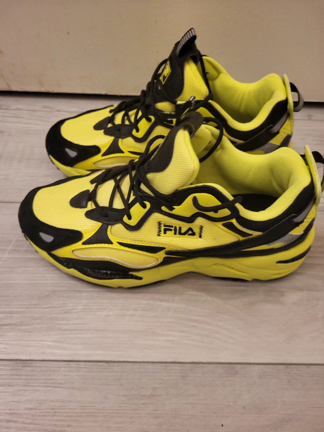 Fila Men's Athletic Shoes - photo 2