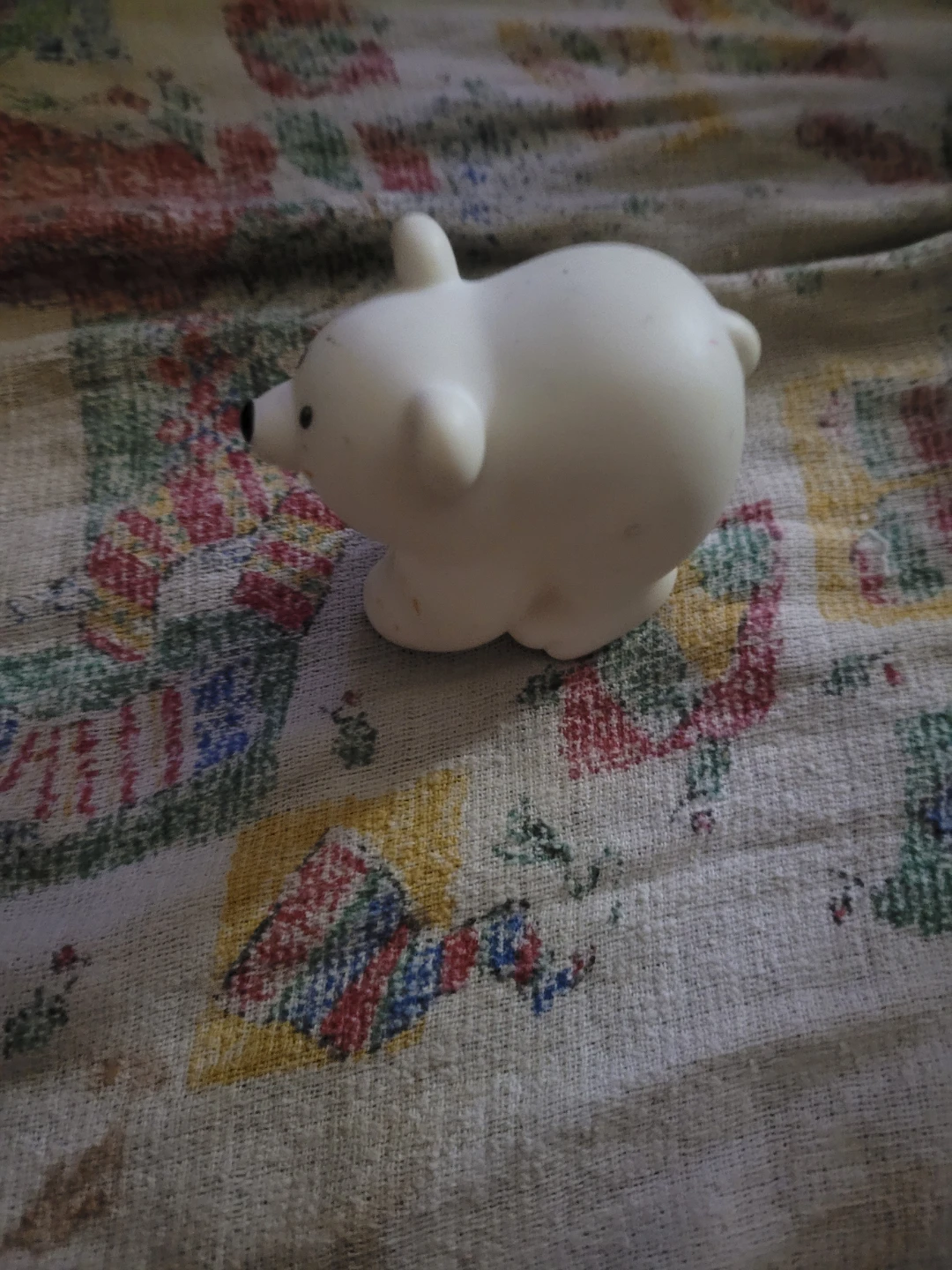 Fisher price Little People white  Polar Bear figure,