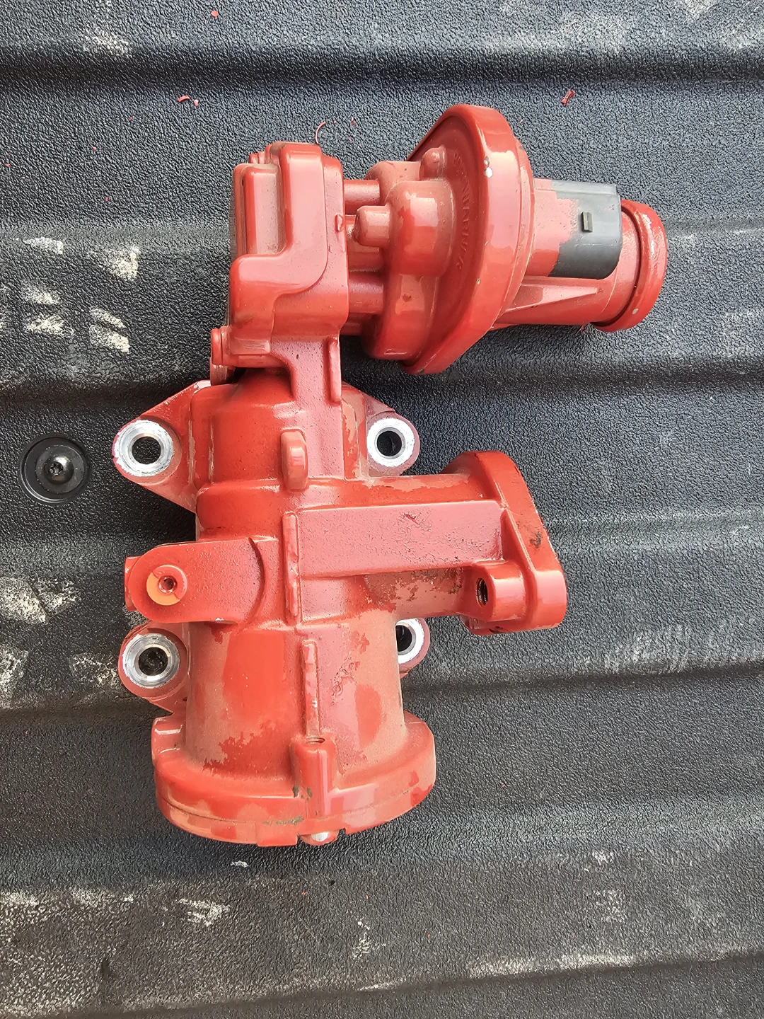 Cummins b6.7 egr valve - photo 2