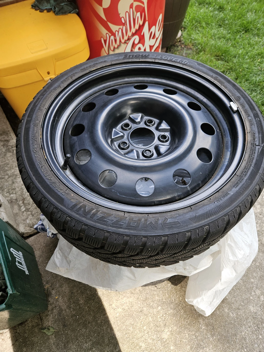 225/40/18 Winter Tires with Steel Rims. 5 x 114.3