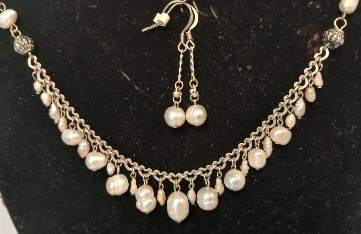 Pearl Necklace and Earring Set - photo 2