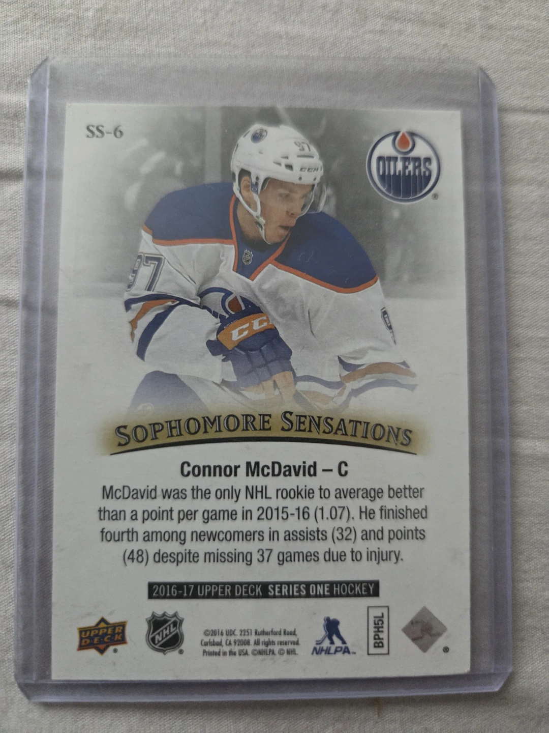 2016-17 Upper Deck Connor McDavid Hockey Card - photo 2