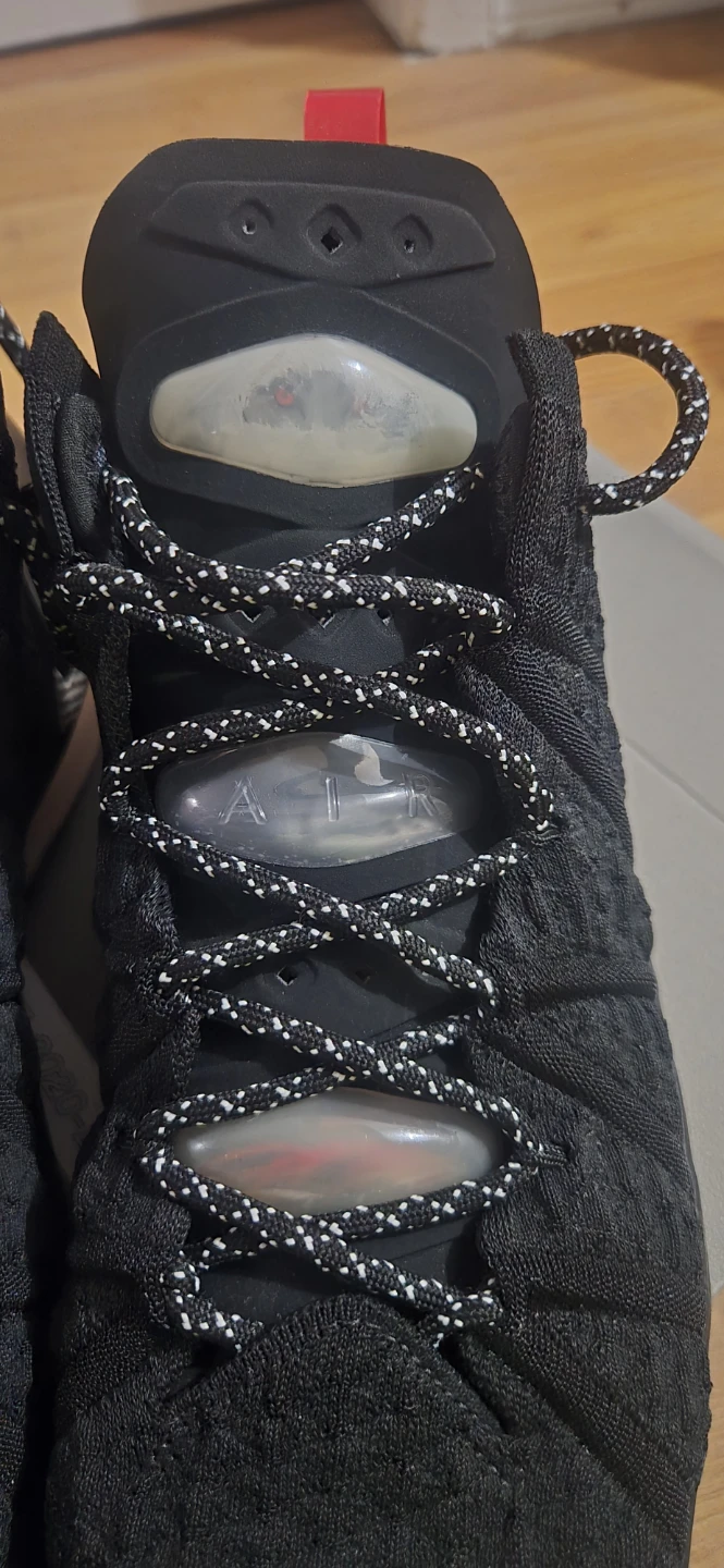 Nike LeBron 18 - photo 4