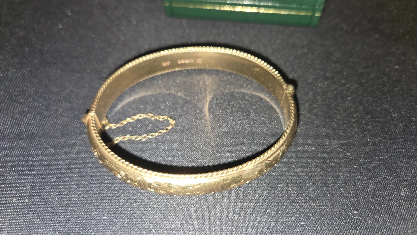 9k Gold Engraved hollow Bangle Bracelet