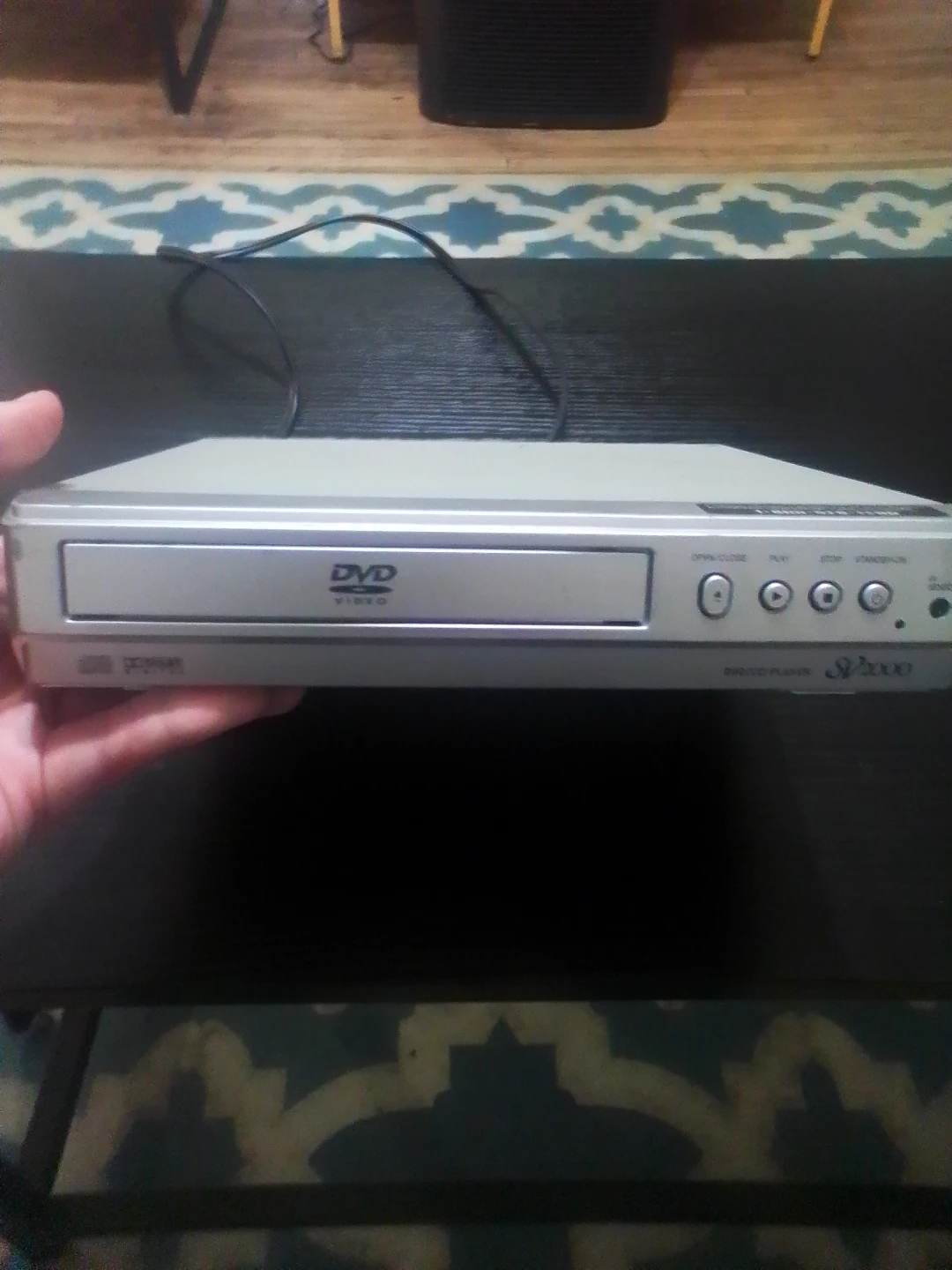 Silver DVD/CD Player SV2000
