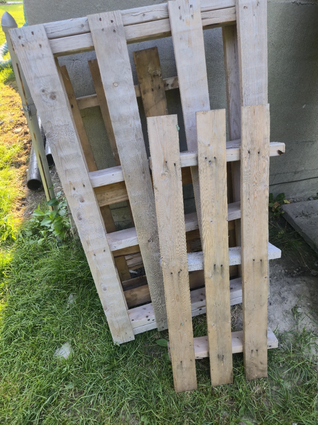 Free Wood Pallets