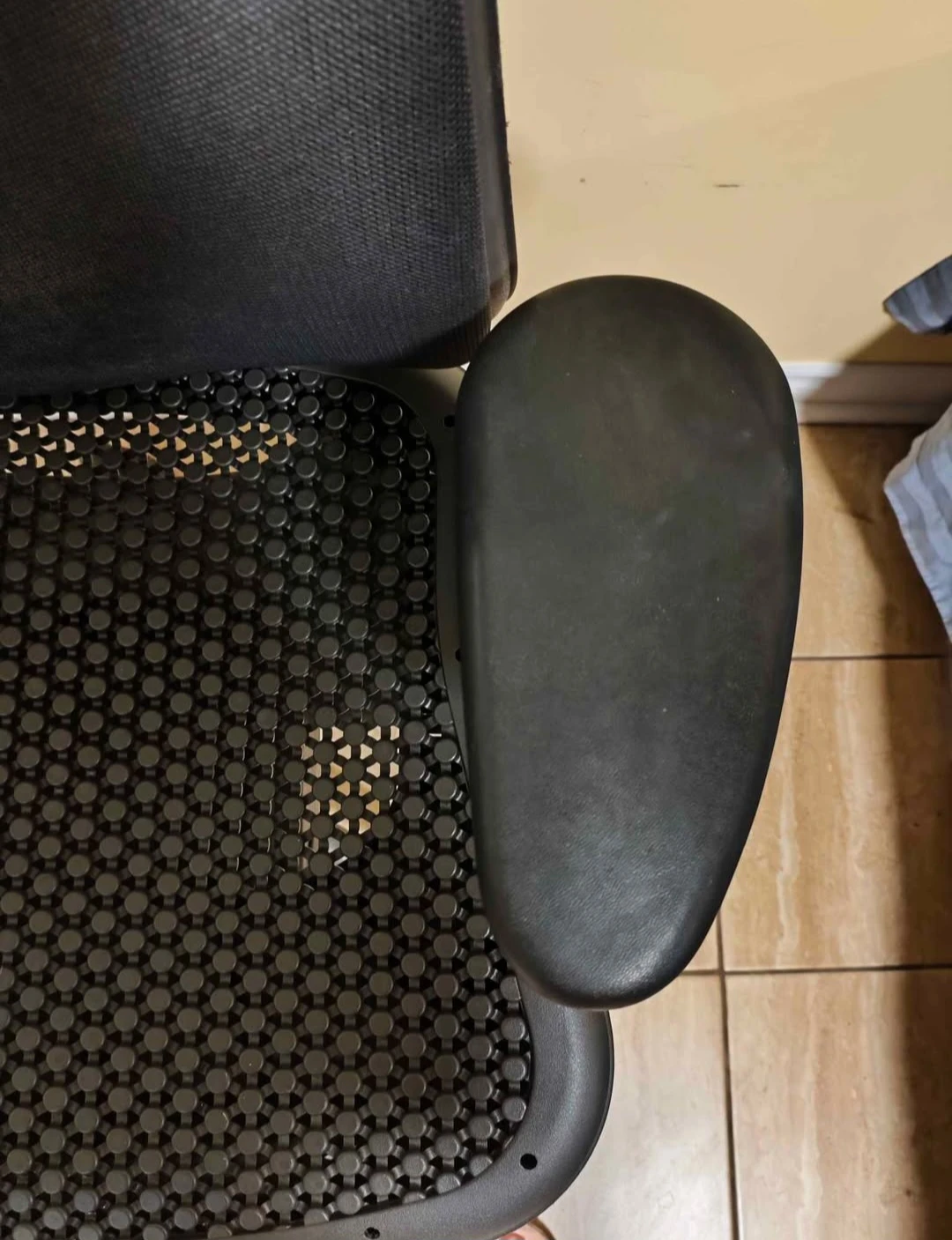 Herman Miller Celle office chair - photo 5