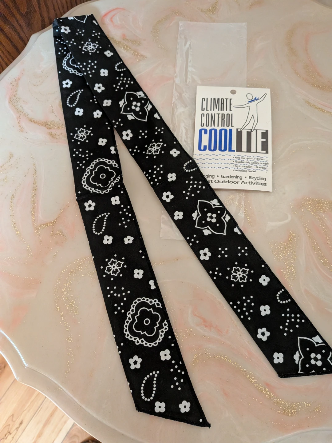 22 - Individual Packaged Climate Control Coolite Neckband