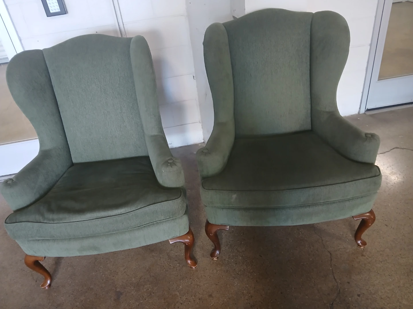 2 chears good condition
