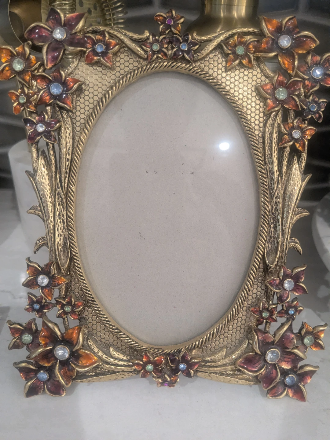 Decorative Oval Picture Frame