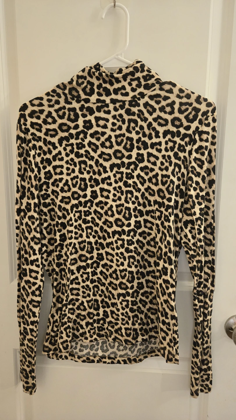 Leopard Print Turtleneck