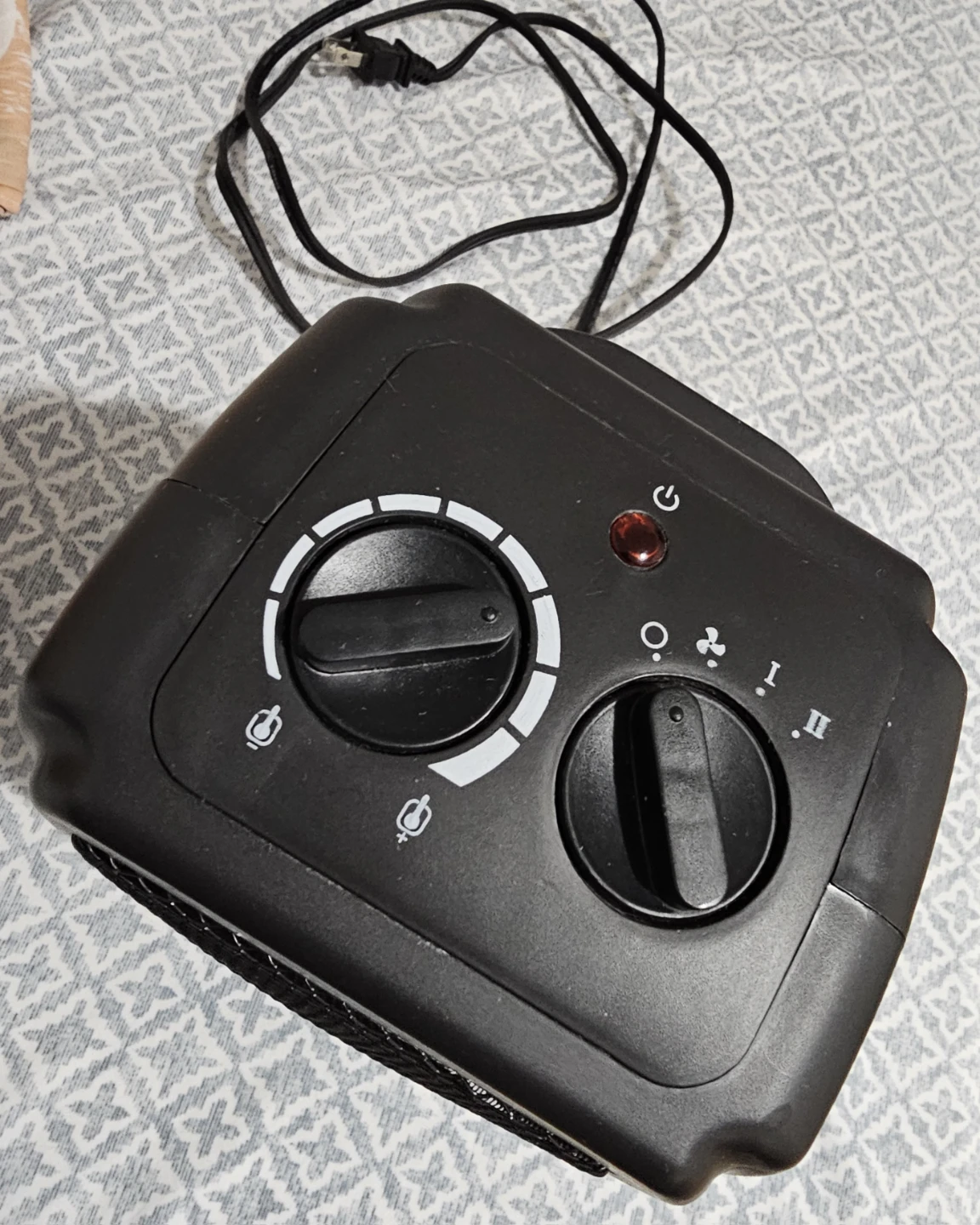 Comfort Zone Oscillating Ceramic Heater - photo 3