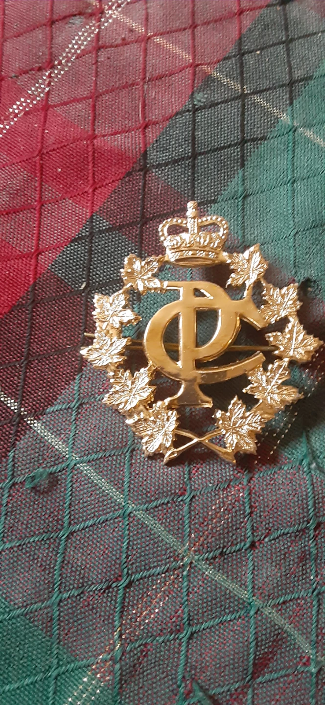 Vintage Canadian Pacific Railway Pin Brooch