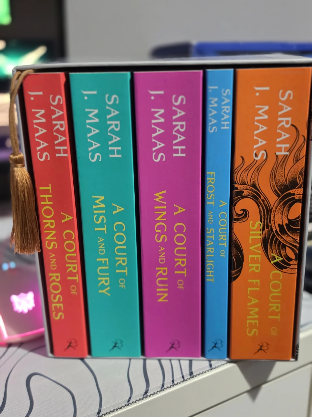 A Court of Thorns and Roses Box Set