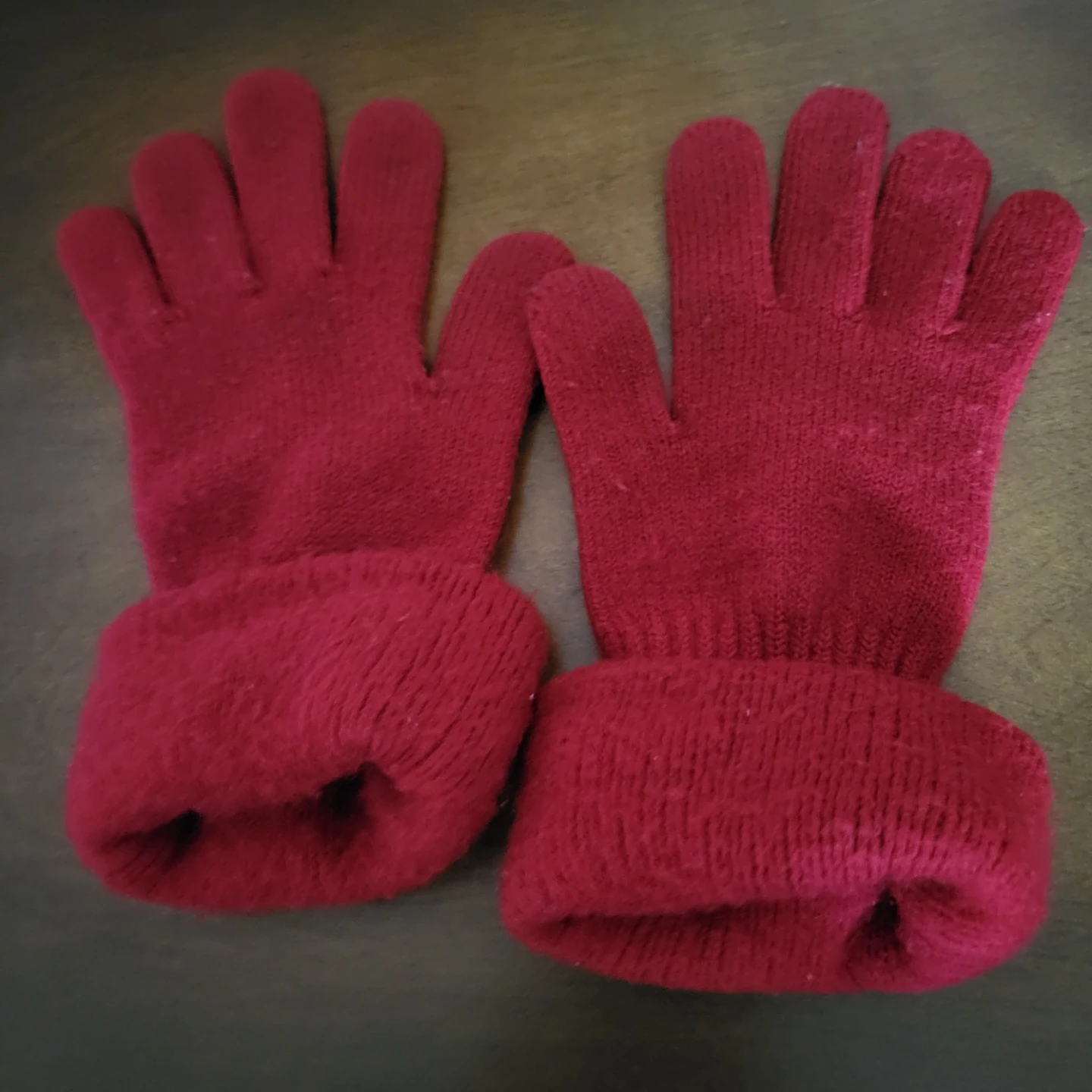 Red Knit Gloves