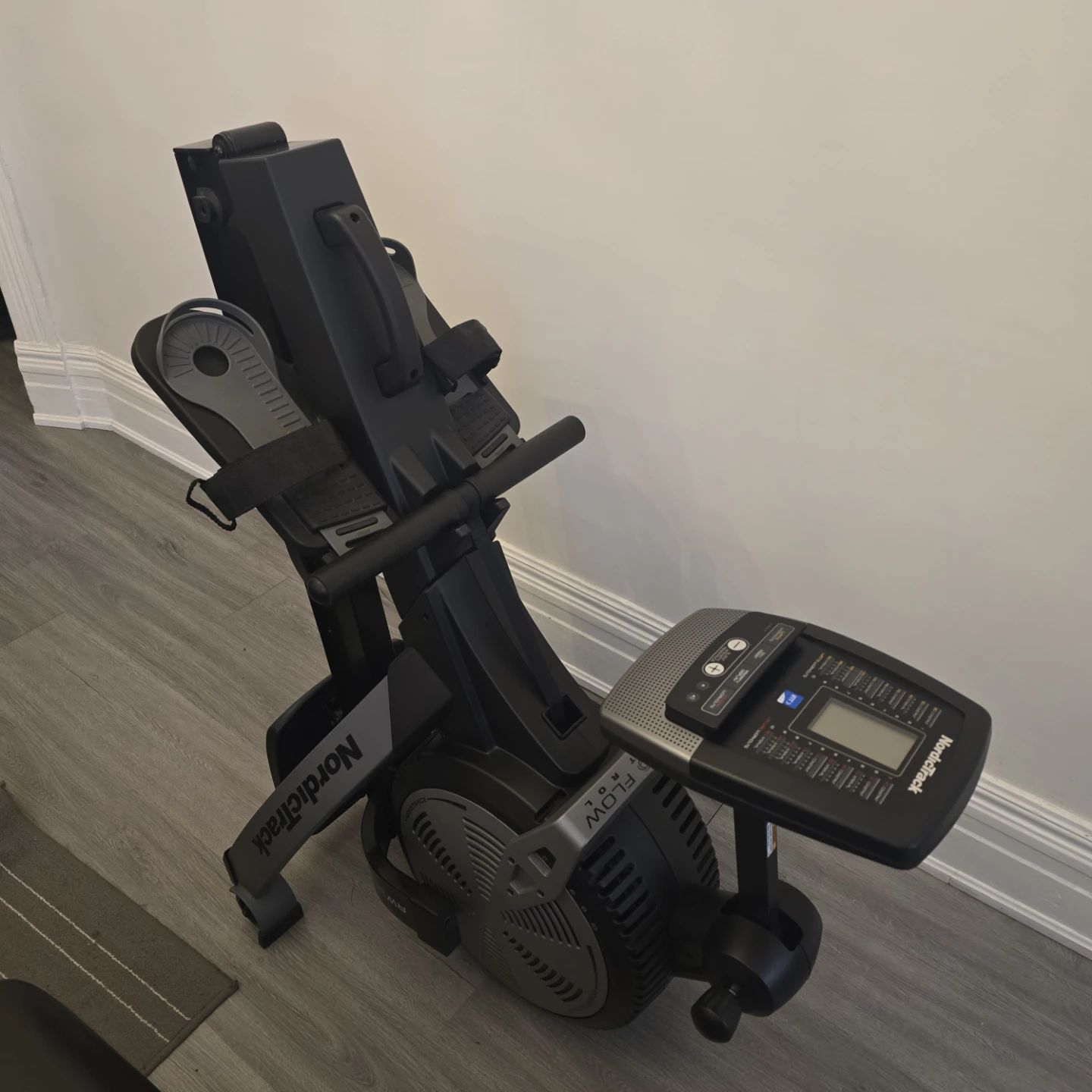 NordicTrack RW900 Rower - photo 4