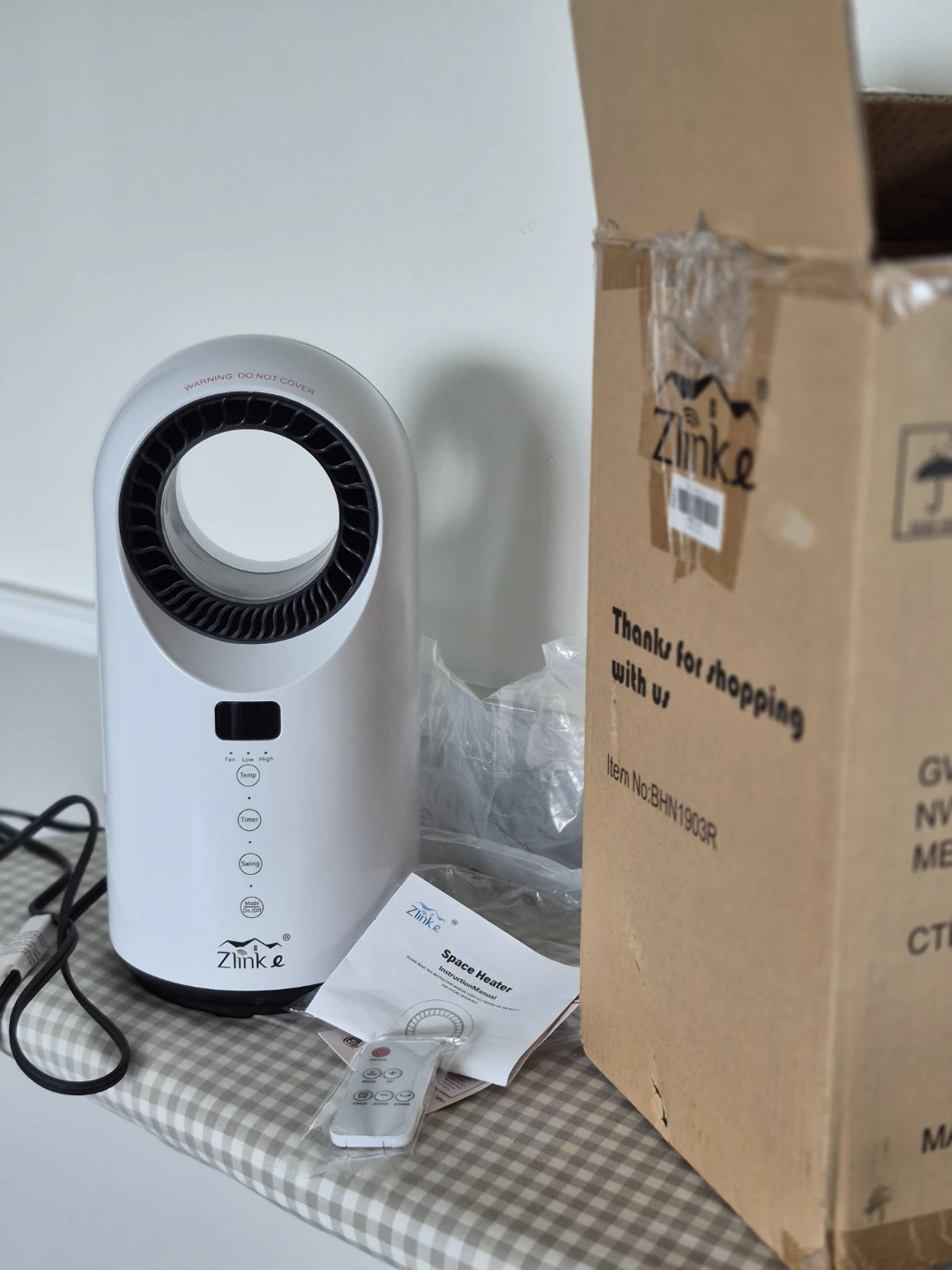 Zlinke White Space Heater/Cooling Fan with Remote