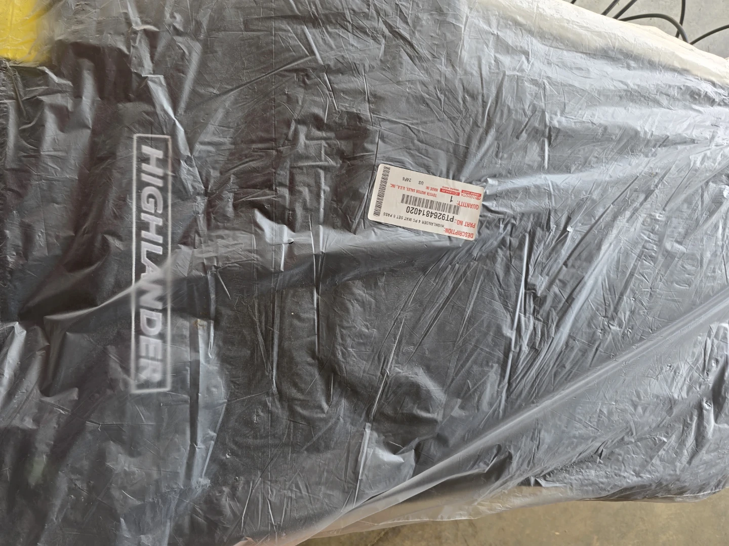 Brand new Toyota Highlander 4 PC Floor Mat Set - photo 4