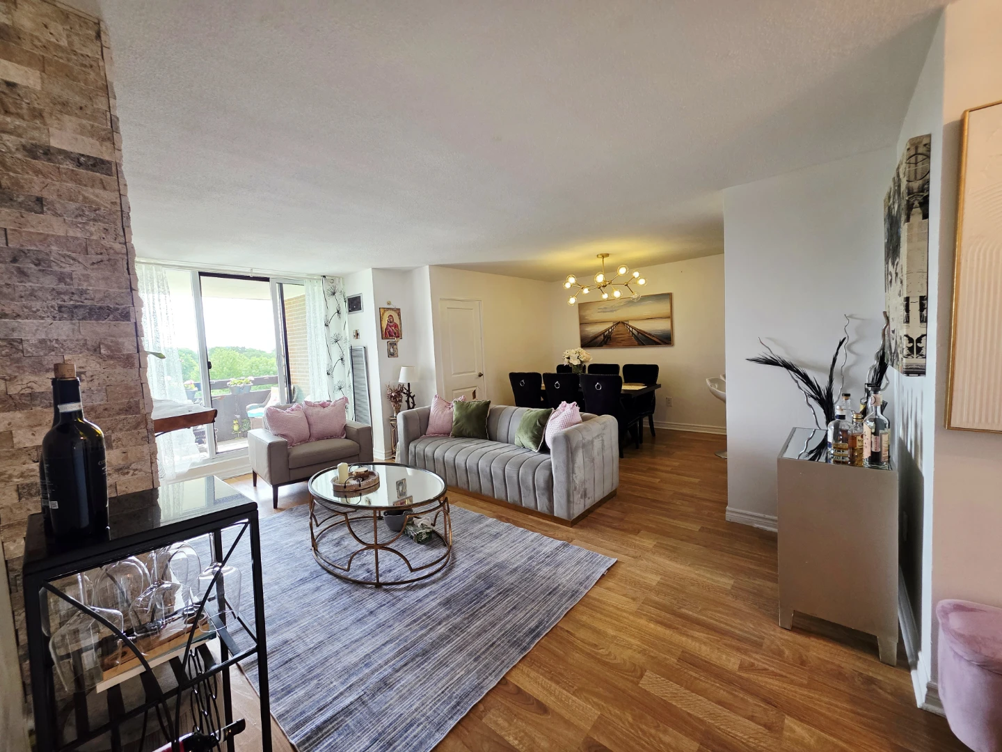 3 bedrom condominium for rent - photo 2