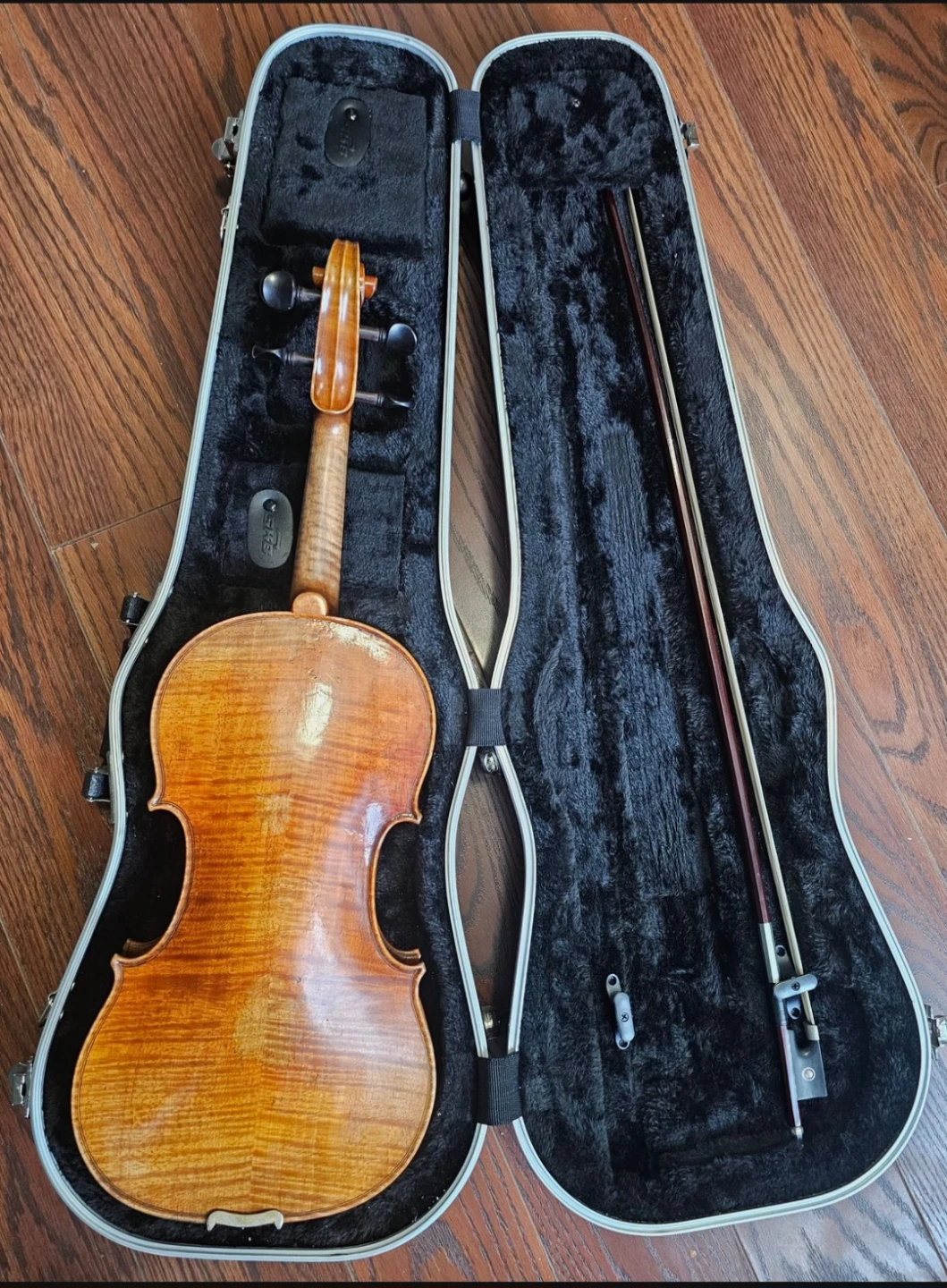 Monteleone Star Violin with Case and Bow - photo 2