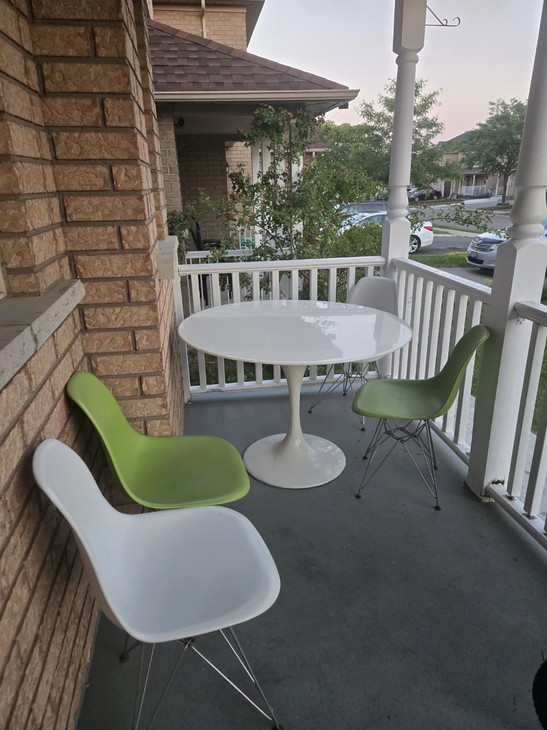 White Tulip Style Dining Table with 4 Chairs - photo 4