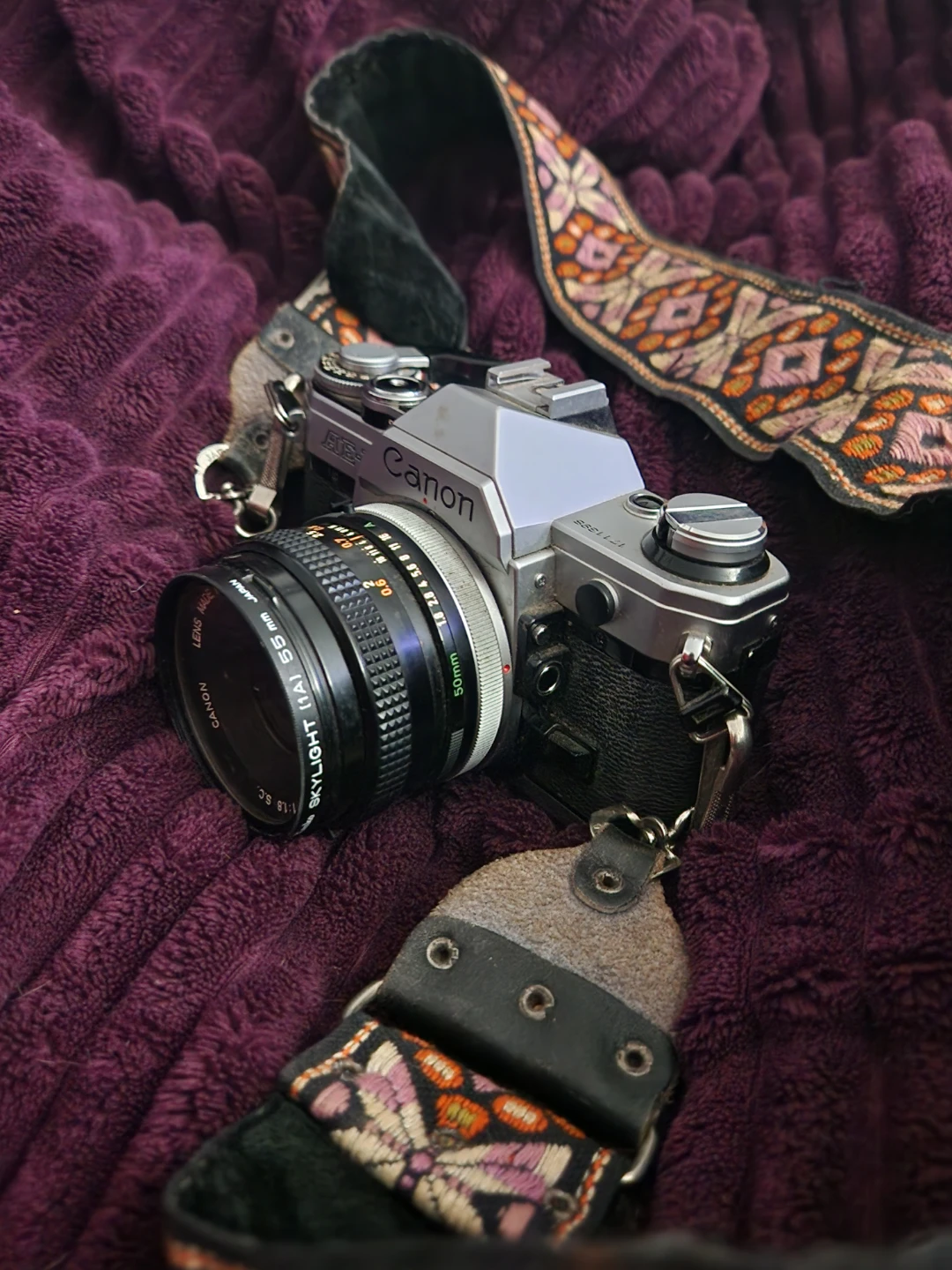 Canon AE-1 35mm Film Camera with 50mm f/1.8 Lens - photo 2