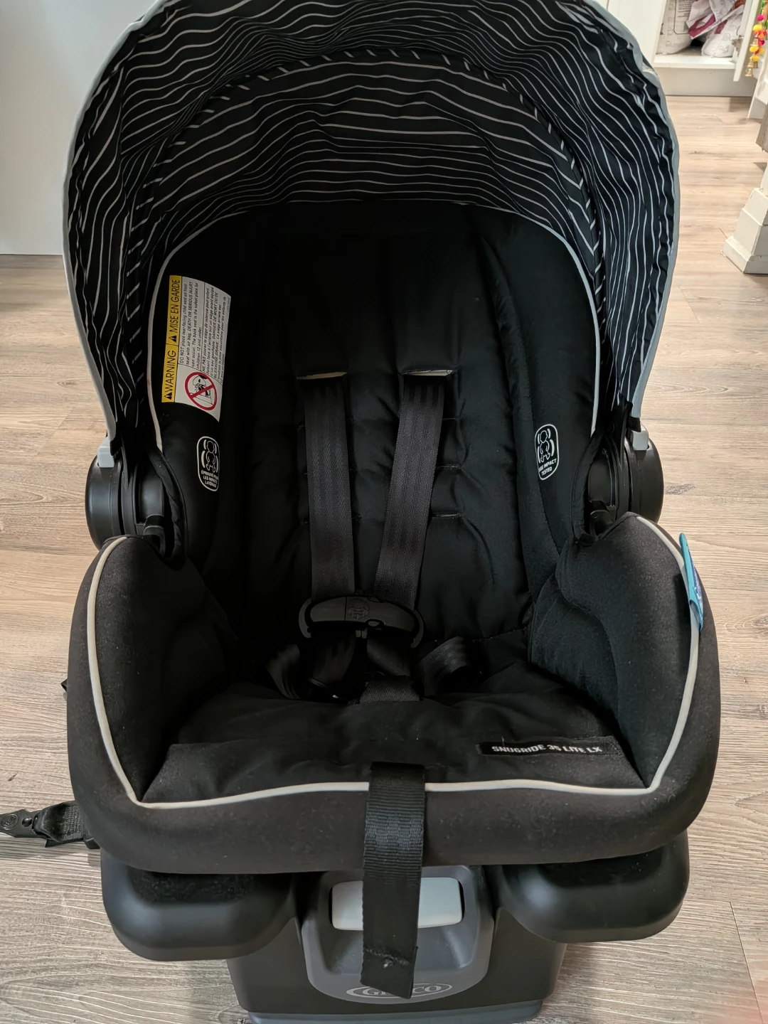 Graco SnugRide 35 Lite LX Infant Car Seat
