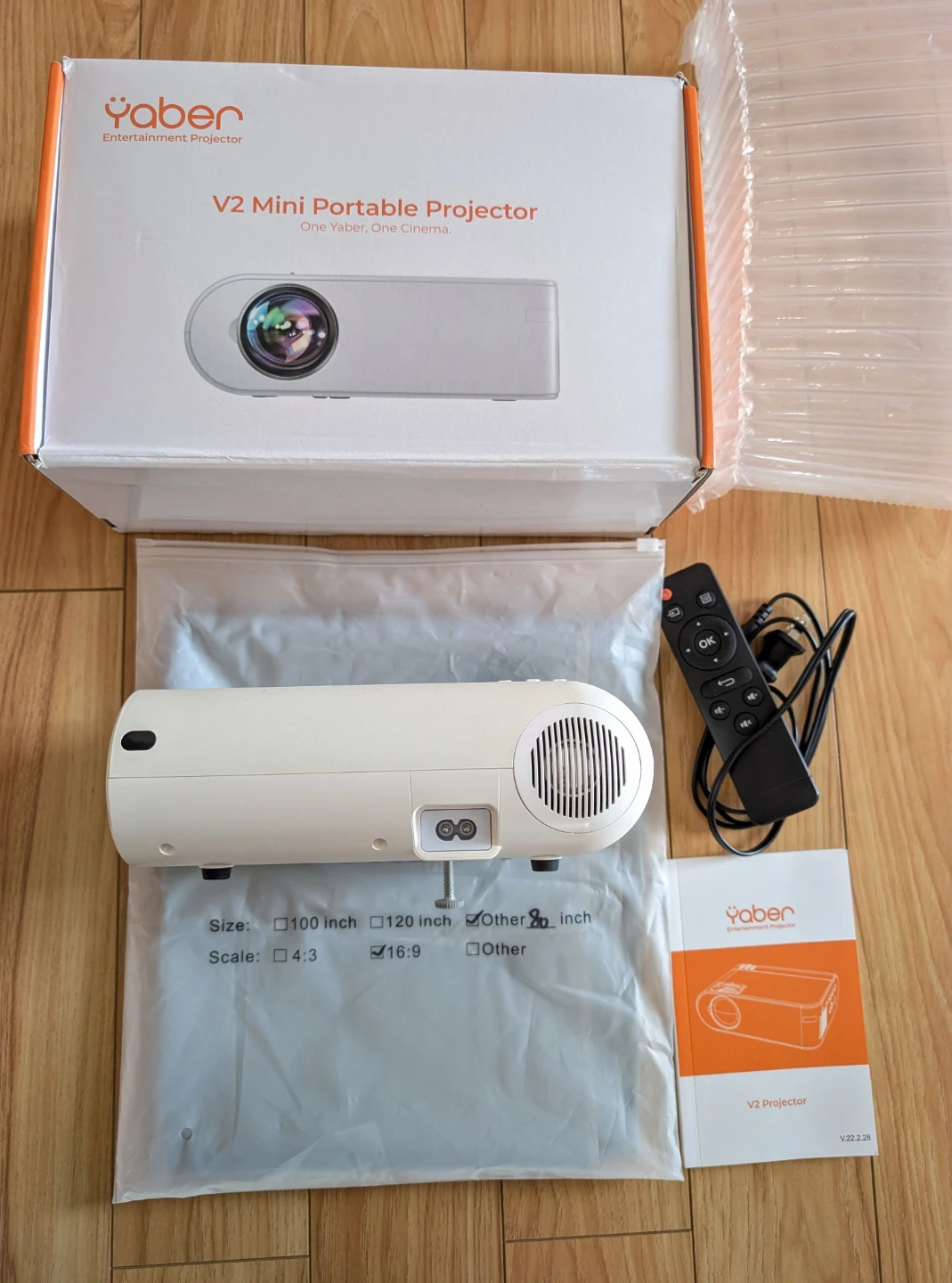 Mini Portable Projector with 80inch foldable screen - photo 3