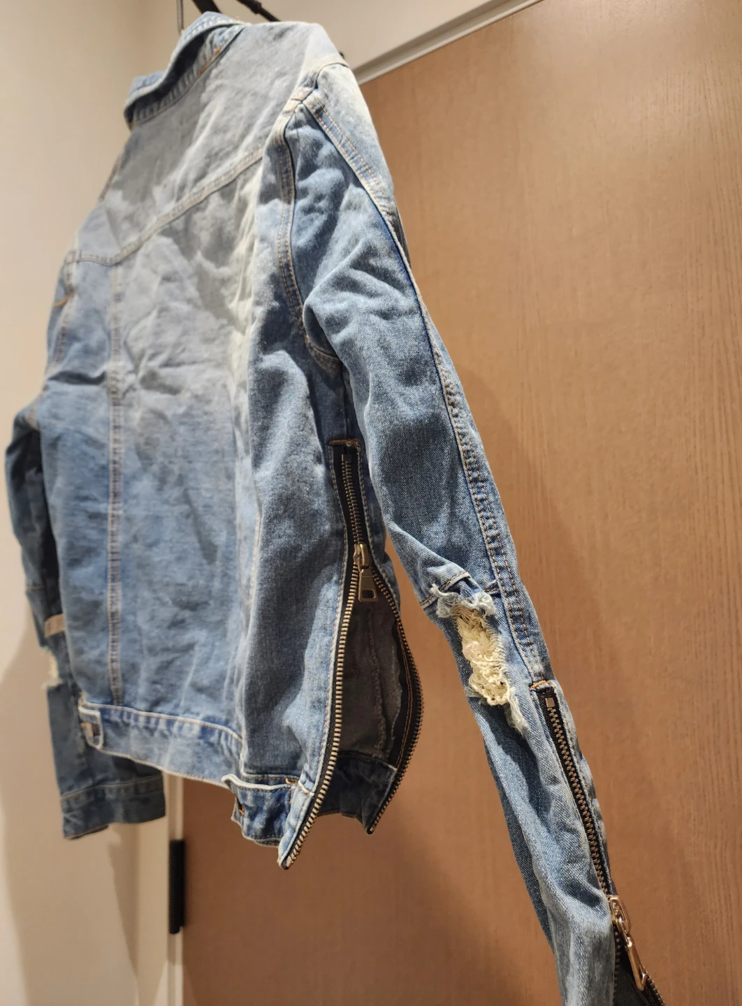 Men's Denim Jacket (or oversized for female) - photo 3