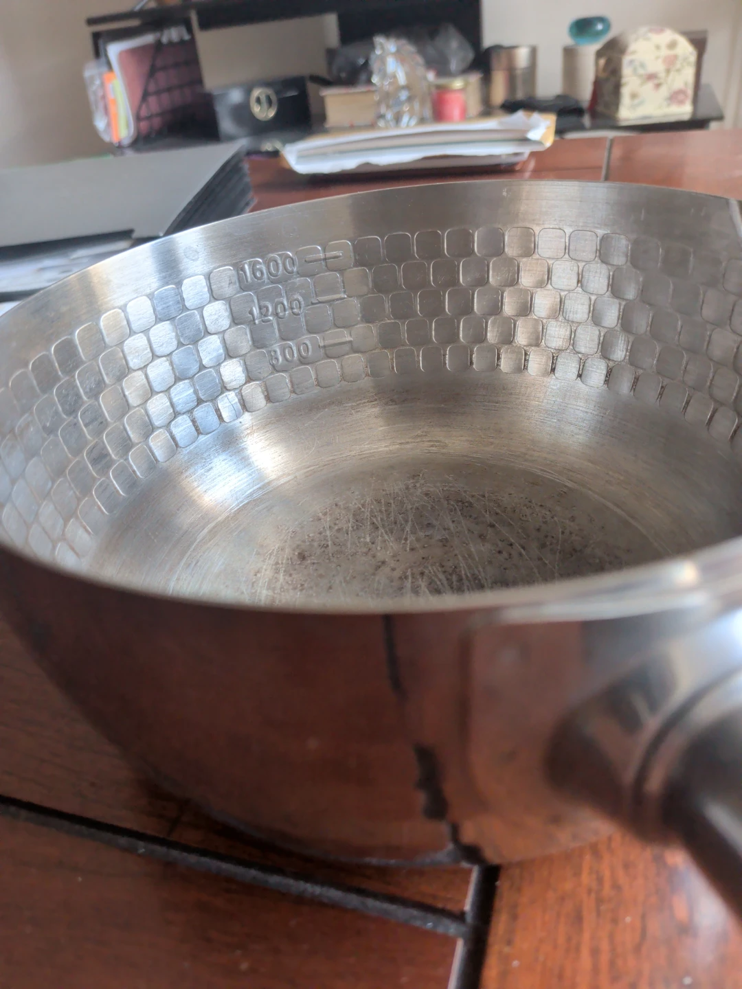 Heavy Stainless Steel Saucepan with Wooden Handle - photo 3