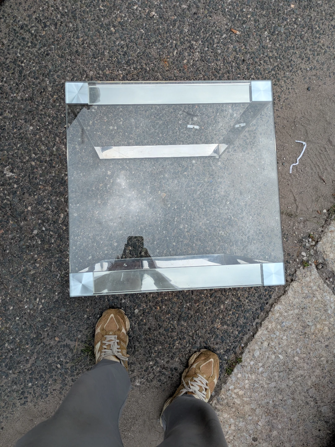 Glass Side Table 2x - photo 2