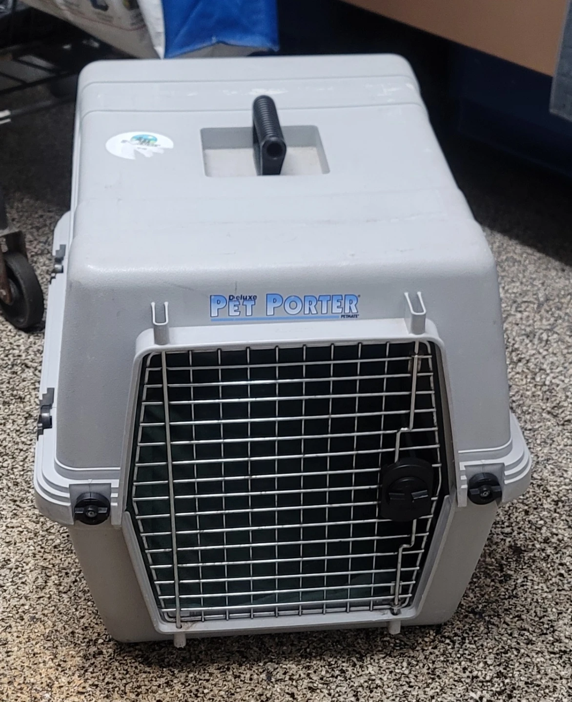 Pet Porter Deluxe Pet Carrier