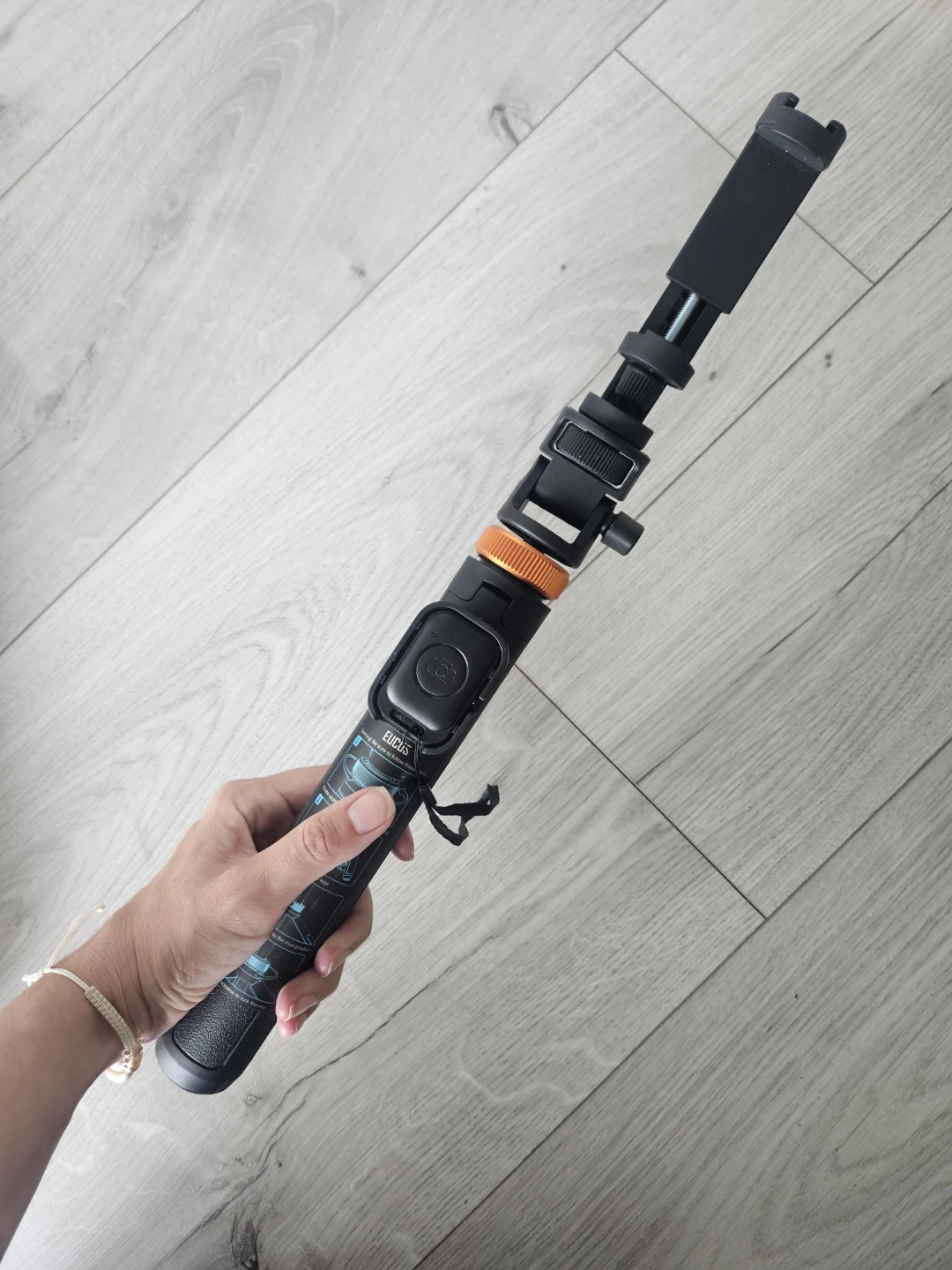 EUCOS Selfie Stick Tripod - photo 2