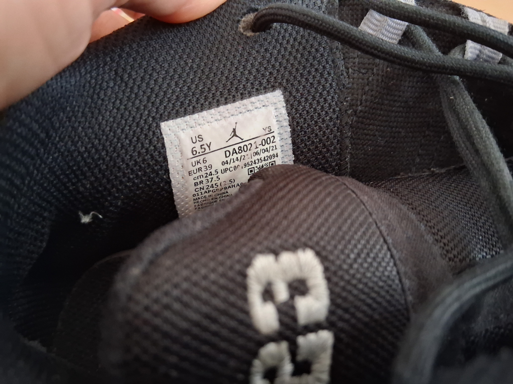 Jordan Sneakers - photo 5